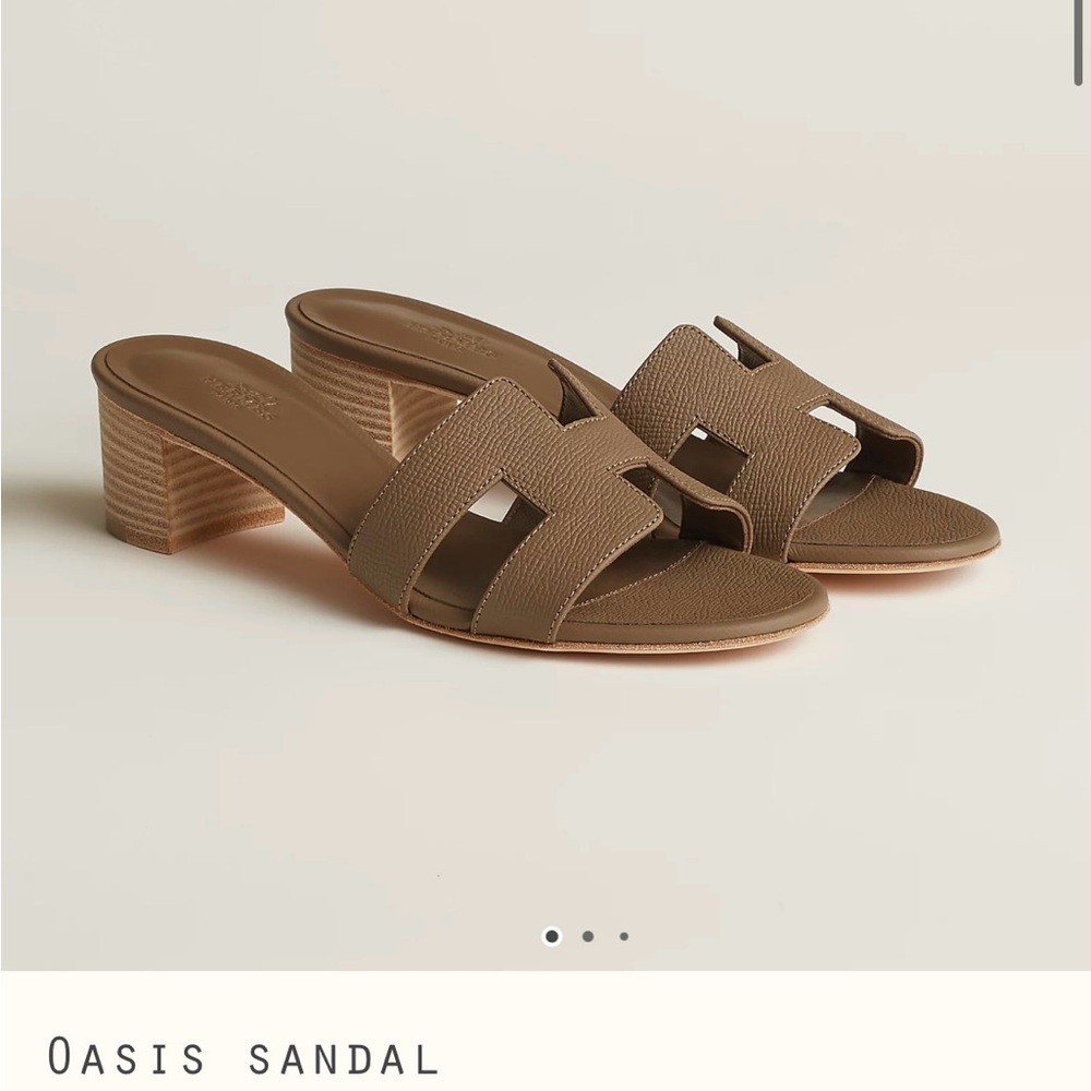 NIB Hermes Oasis Women's Sandal Etoupe 38